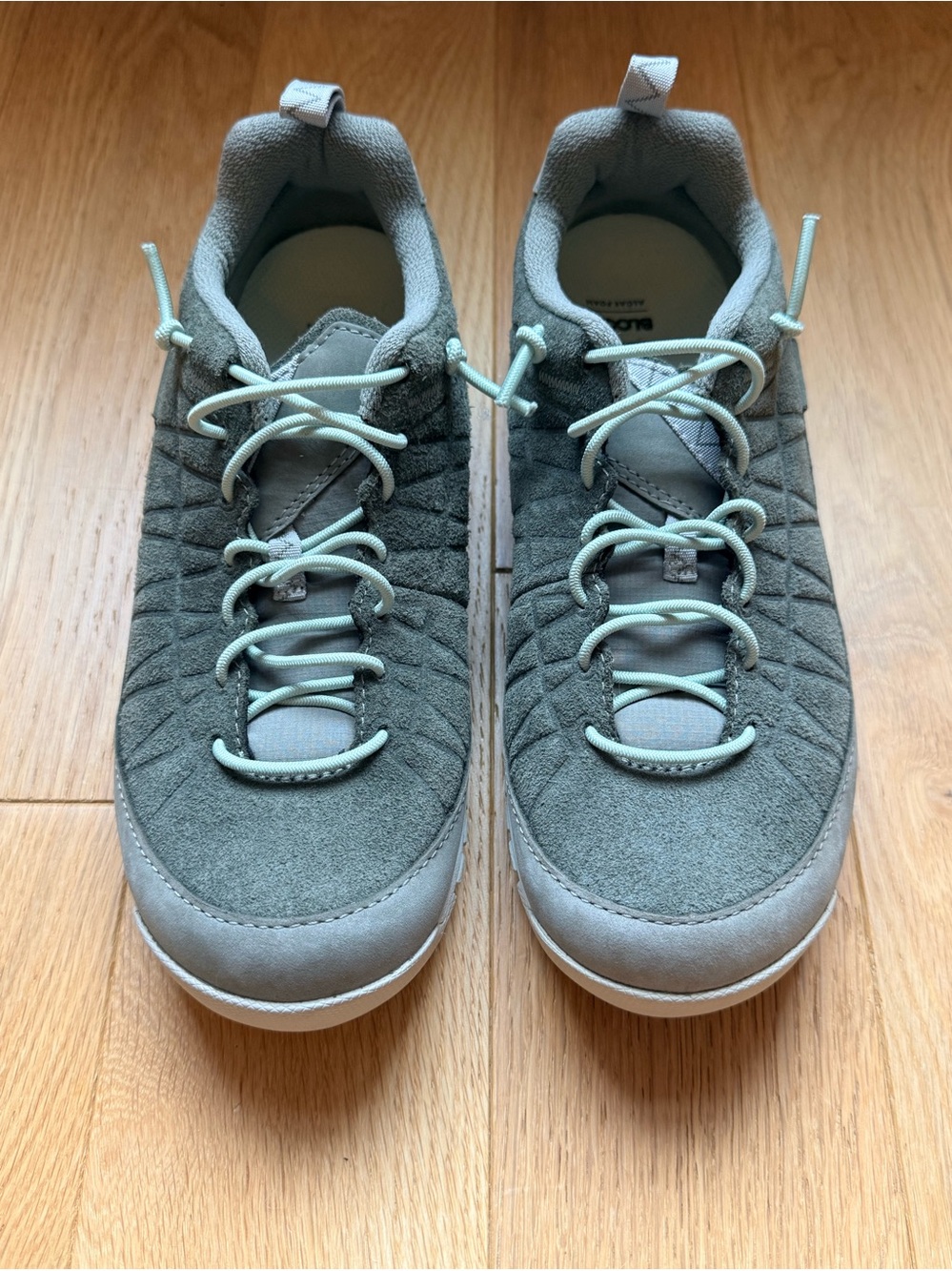 Oboz Jeannette Low Women's Hiking Shoes - Nwot